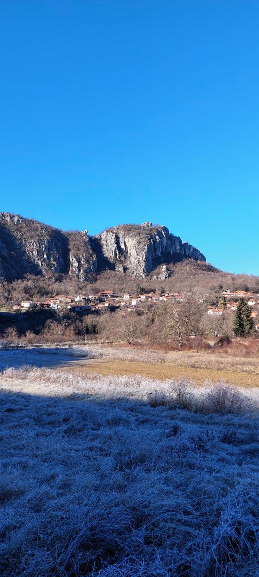 Golemi Kamik Pirot Vlasi Kültér fotó